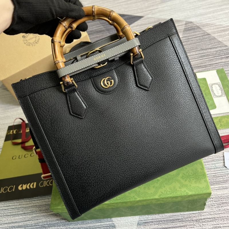 Gvc*1 tote bags